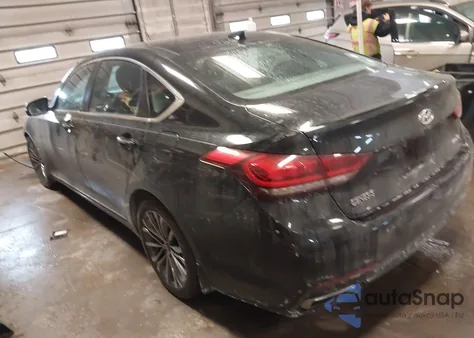 2015 Hyundai Genesis 3.8 from USA, damaged, VIN KMHGN4JE8FU091341